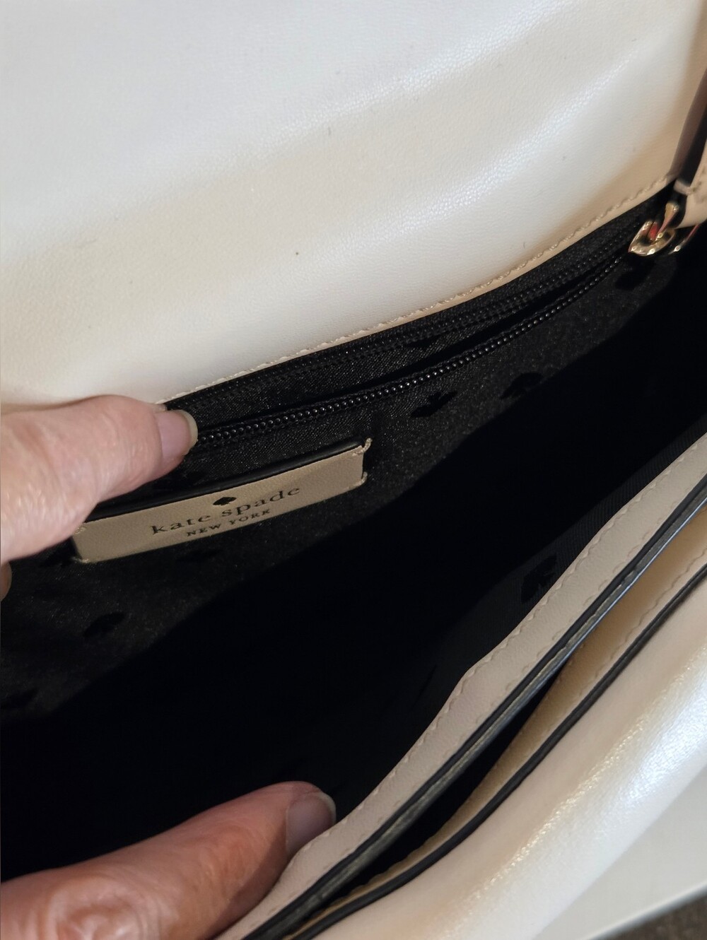Kate Spade Black/Cream Puffy Leather Top Handle Crossbody Bag Like New EUC - Picture 12 of 15